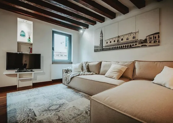 2 Min Da Piazza San Marco L-Home Venice