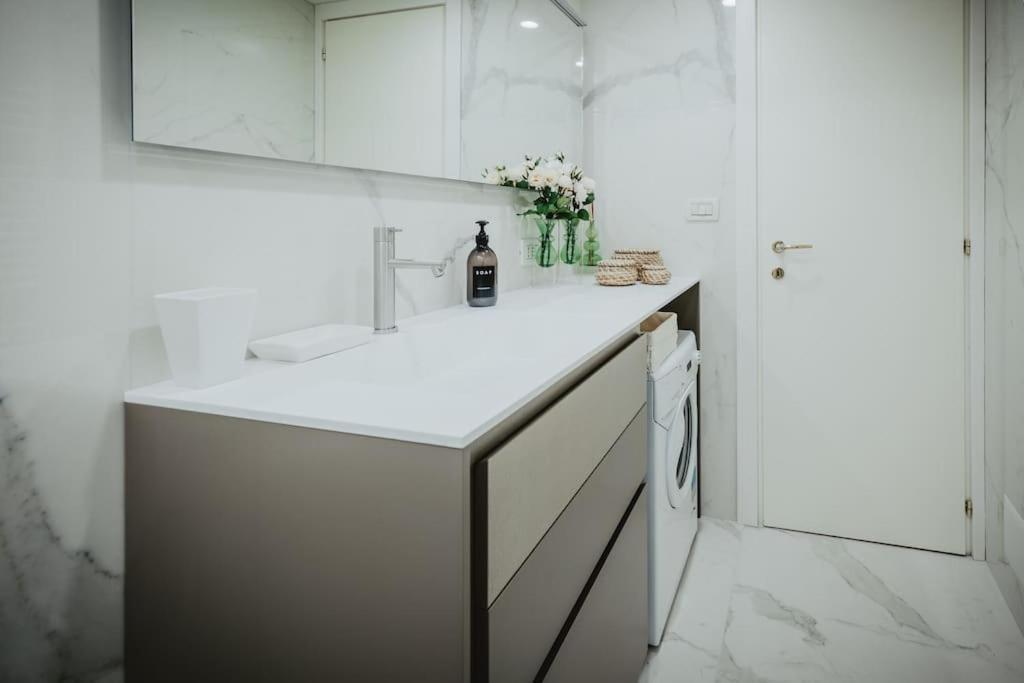 2 Min Da Piazza San Marco L-home Appartement *